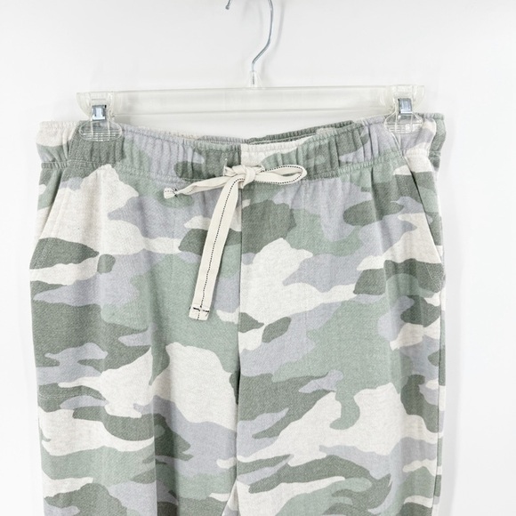 ✅ AERIE FRENCH TERRY CAMOUFLAGE SWEATPANTS SIZE LARGE GREEN/CREAM - Picture 5 of 8